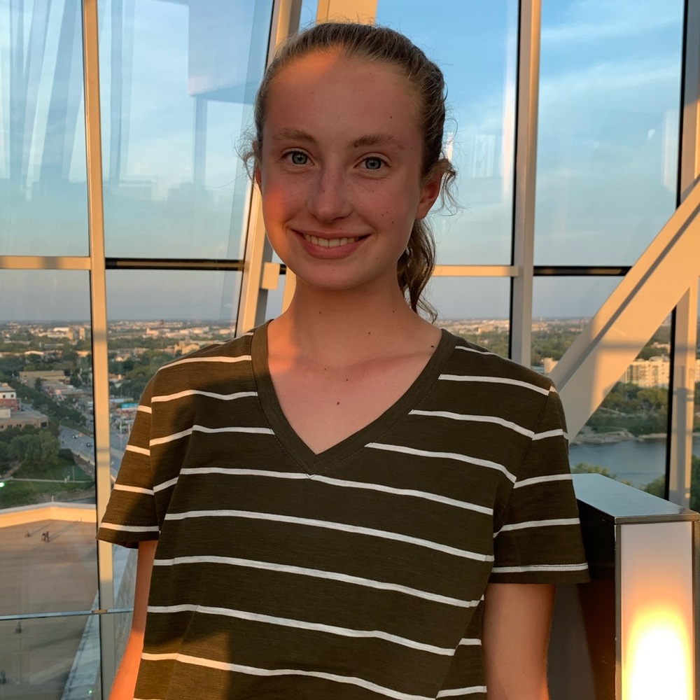 Meet your Posher, Hannah